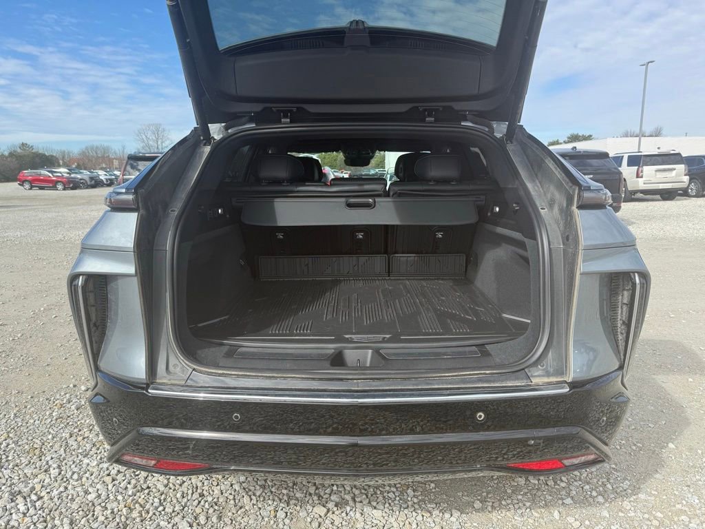 Certified 2024 Cadillac Lyriq Luxury w/ LPO, Floor Liner Package image 13