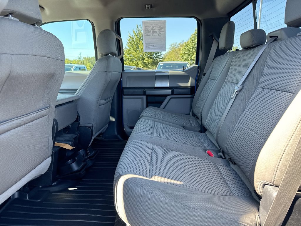 Used 2015 Ford F150 XLT w/ Equipment Group 302A Luxury AWD/4WD image 22