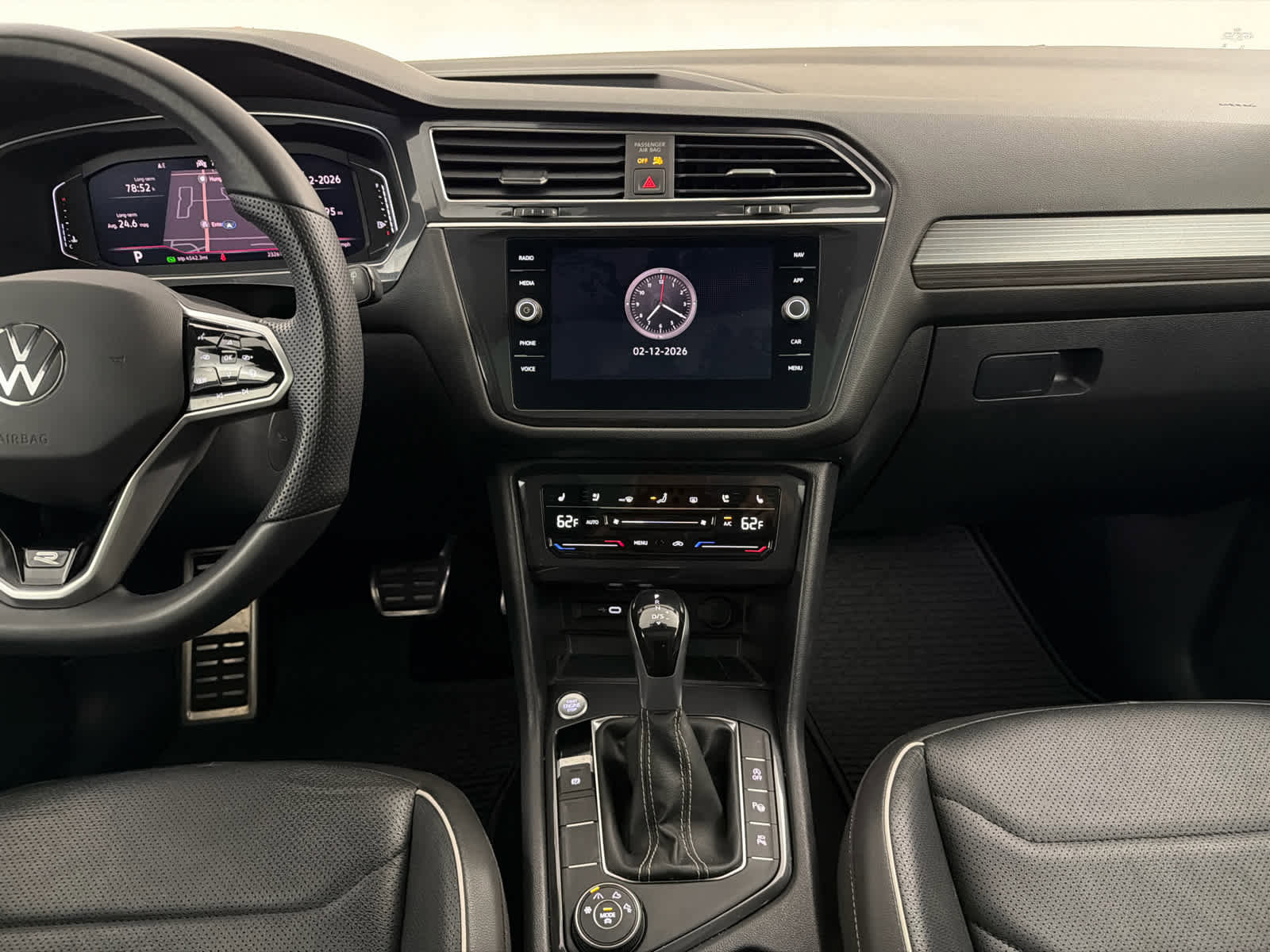 Used 2024 Volkswagen Tiguan SEL R-Line image 19