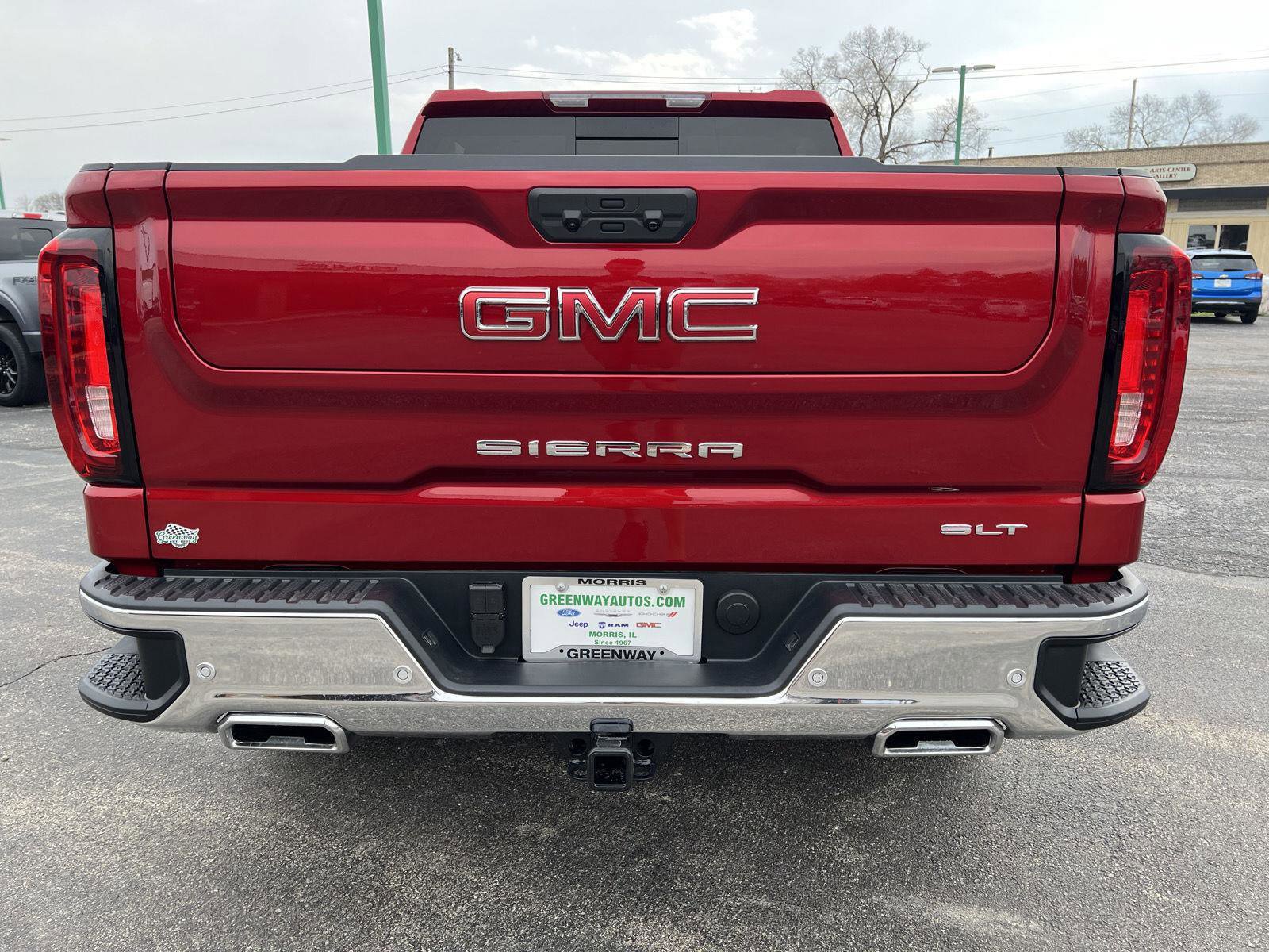 New 2026 GMC Sierra 1500 SLT image 7