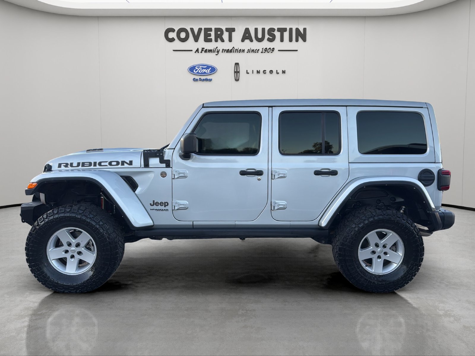 Used 2022 Jeep Wrangler Unlimited Rubicon AWD/4WD image 2