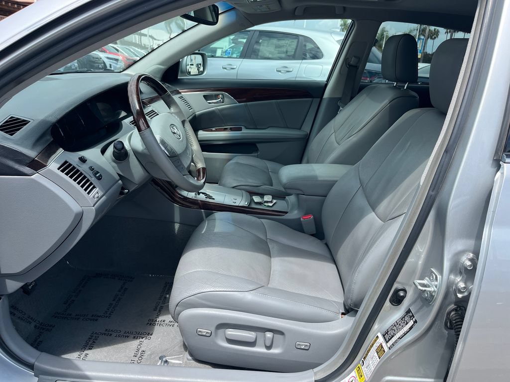 Used 2009 Toyota Avalon Limited FWD image 10