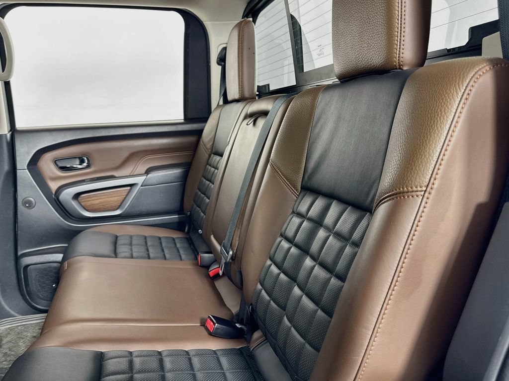 Used 2017 Nissan Titan Platinum Reserve AWD/4WD image 13