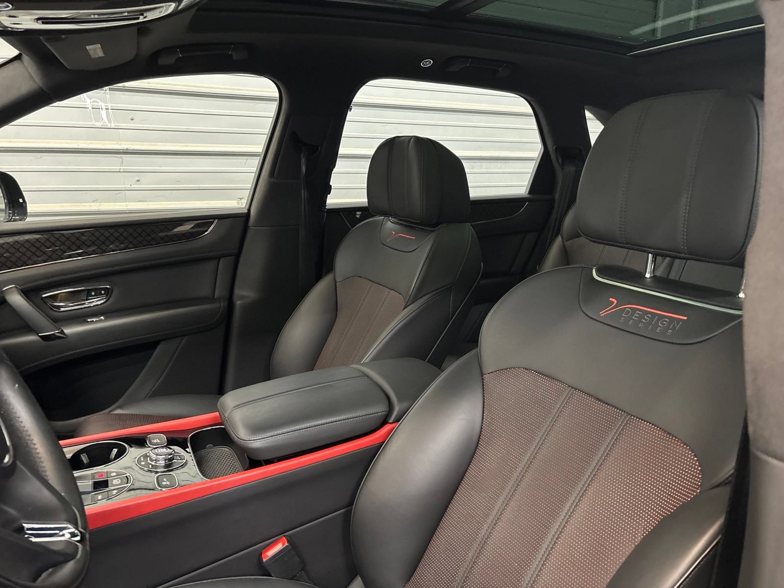Used 2020 Bentley Bentayga AWD/4WD image 9