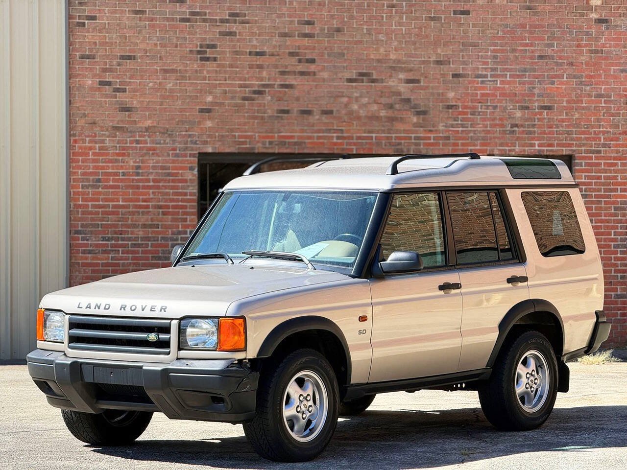 Used 2001 Land Rover Discovery SD AWD/4WD image 1