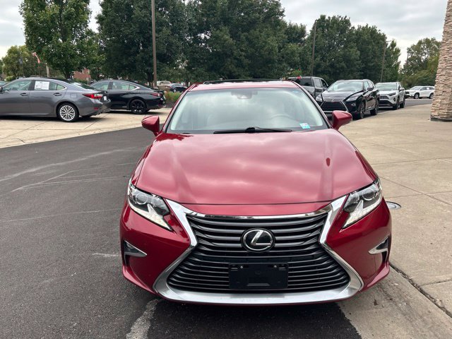 Used 2018 Lexus ES 350 FWD image 2