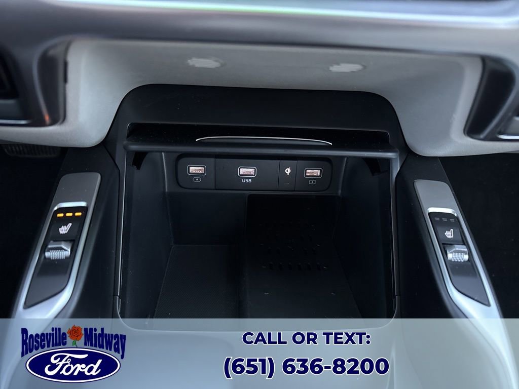 Used 2023 Kia Sorento EX image 16