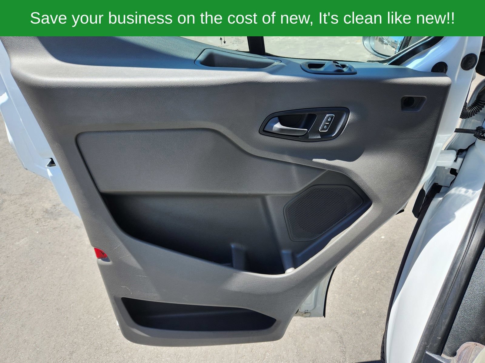 Used 2022 Ford Transit 250 Low Roof w/ Exterior Upgrade Package RWD image 8