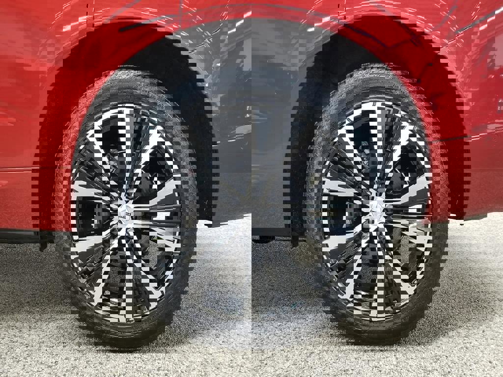 New 2025 Volvo XC60 B5 Plus w/ Climate Package image 12