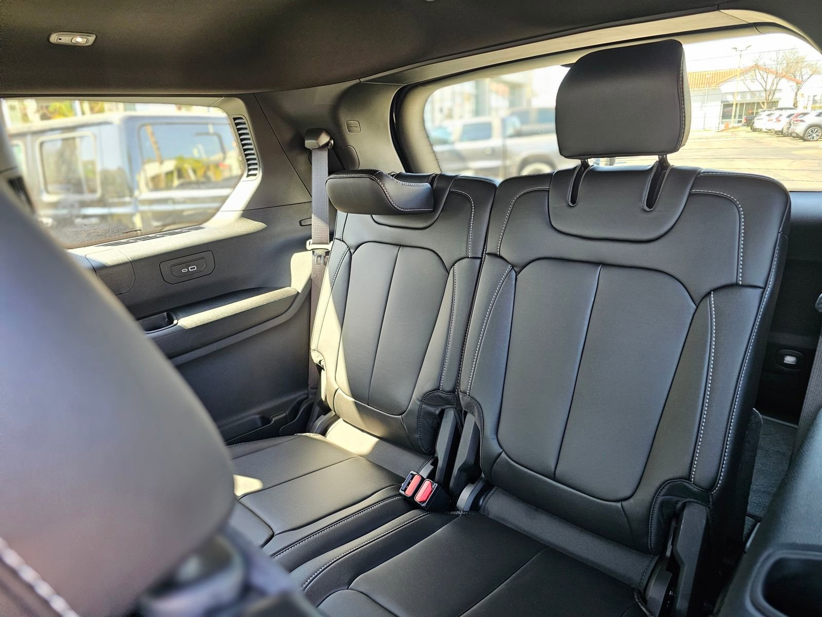 New 2026 Jeep Grand Cherokee L Limited AWD/4WD image 24