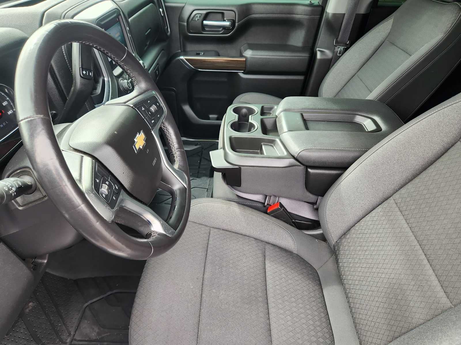 Used 2021 Chevrolet Silverado 1500 LT AWD/4WD image 6