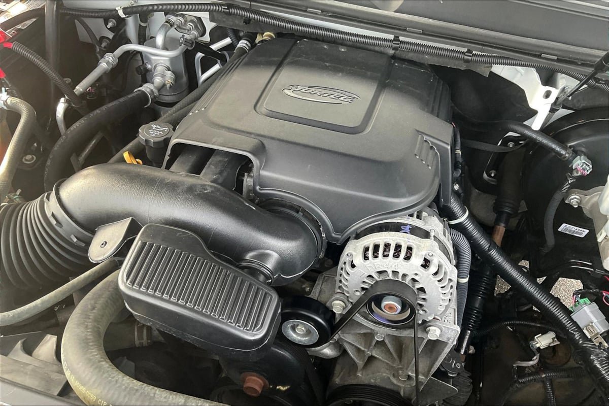 Used 2011 Chevrolet Tahoe LTZ AWD/4WD image 30