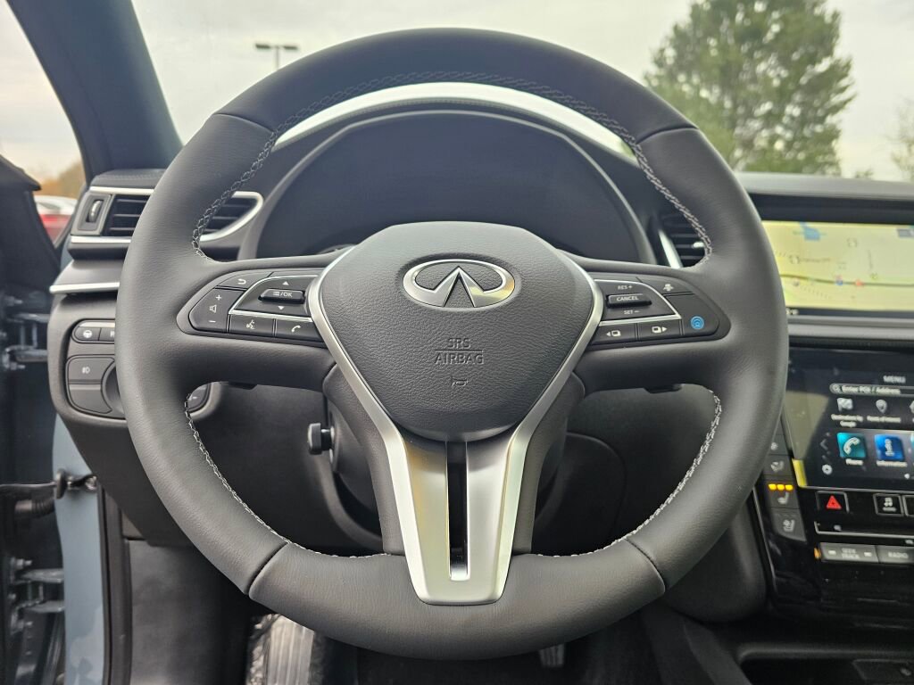 New 2025 INFINITI QX55 Essential image 26