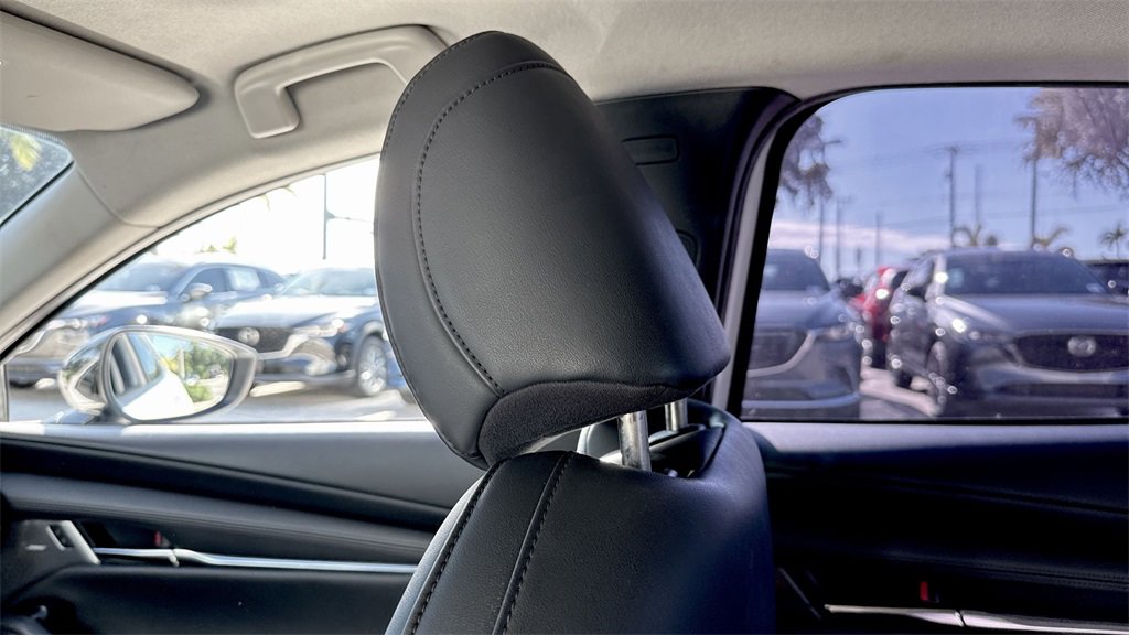 Certified 2022 MAZDA MAZDA3 s image 17