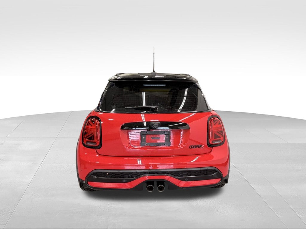 Certified 2024 MINI Cooper S FWD image 4