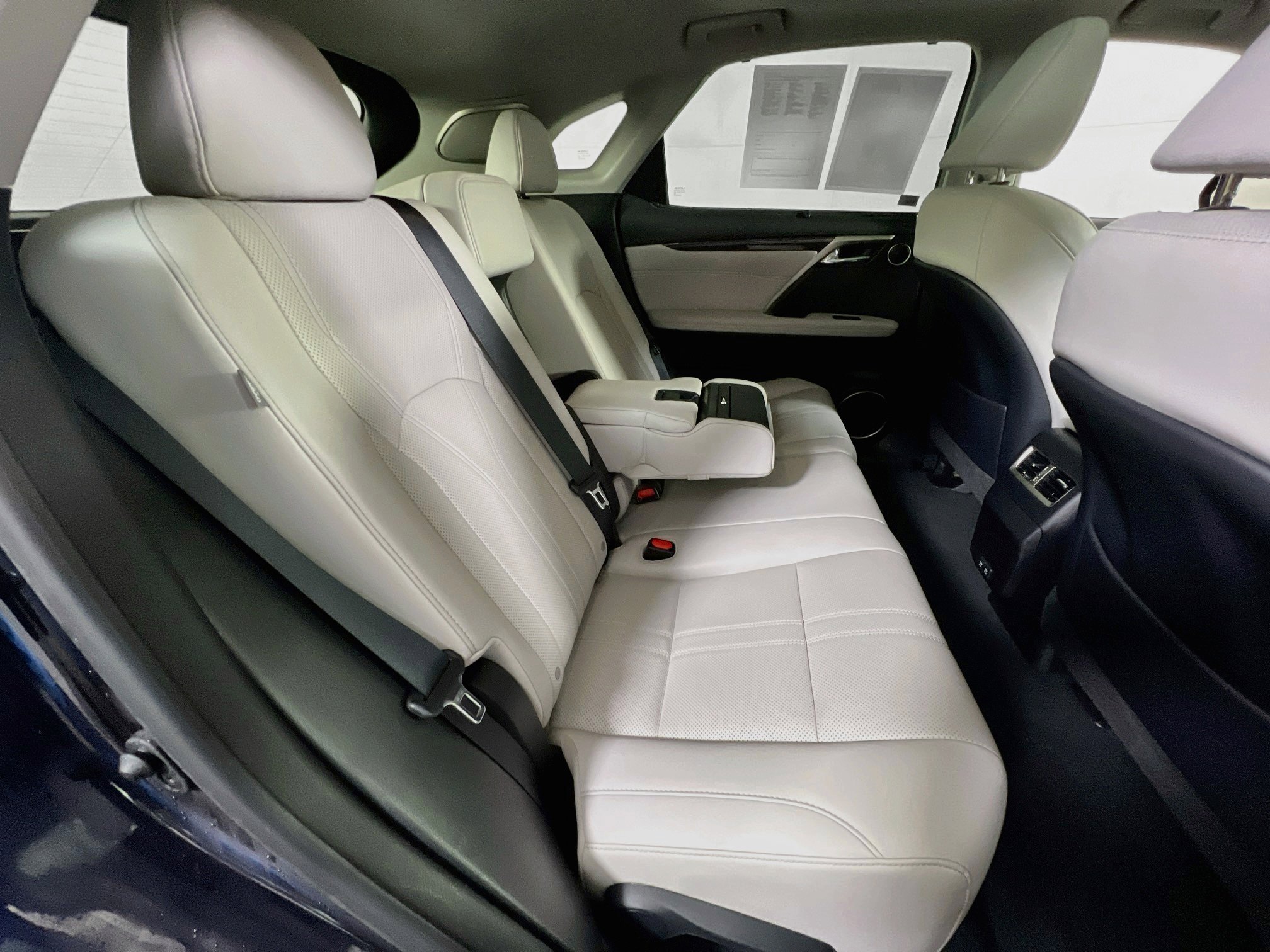 Used 2021 Lexus RX 350 AWD w/ Luxury Package image 27