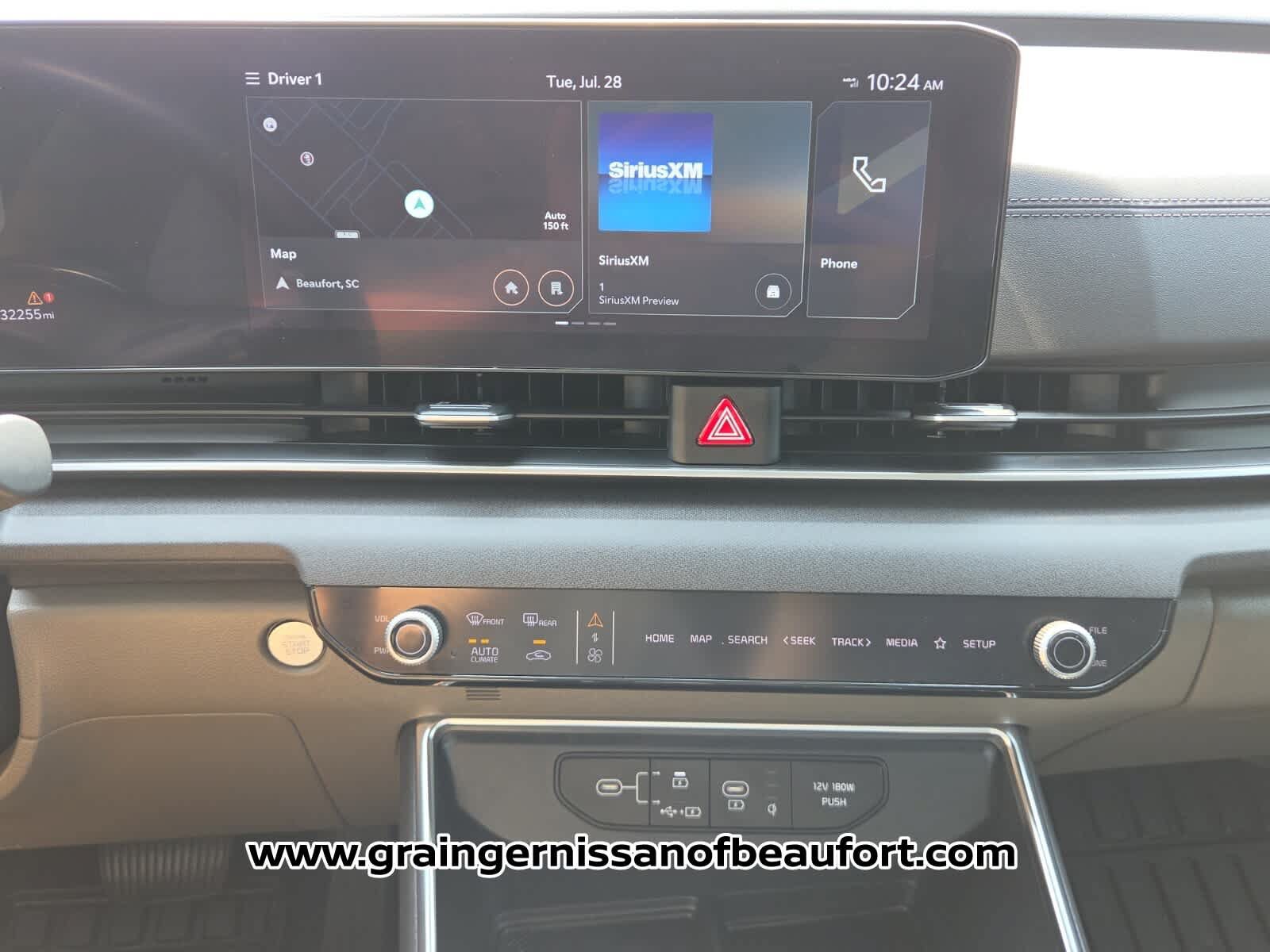 Used 2025 Kia Carnival SX FWD image 8