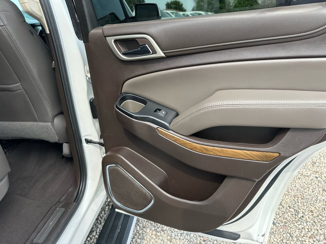 Used 2019 GMC Yukon Denali w/ Denali Ultimate Package AWD/4WD image 16