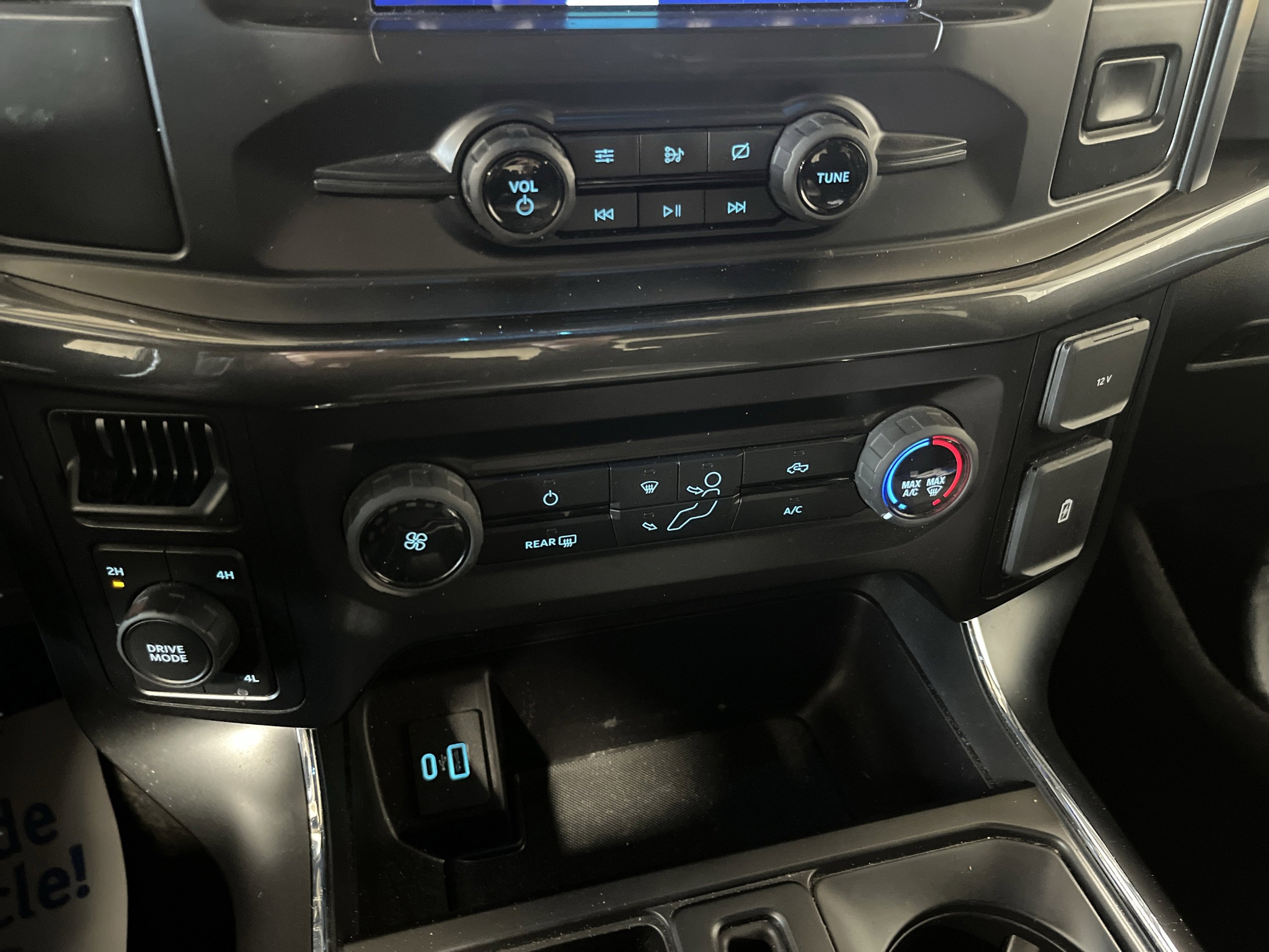 Used 2021 Ford F150 XL w/ STX Appearance Package AWD/4WD image 24