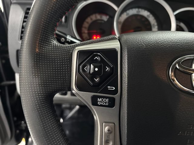 Used 2014 Toyota Tacoma 4x4 Double Cab w/ TRD Off-Road Package image 23