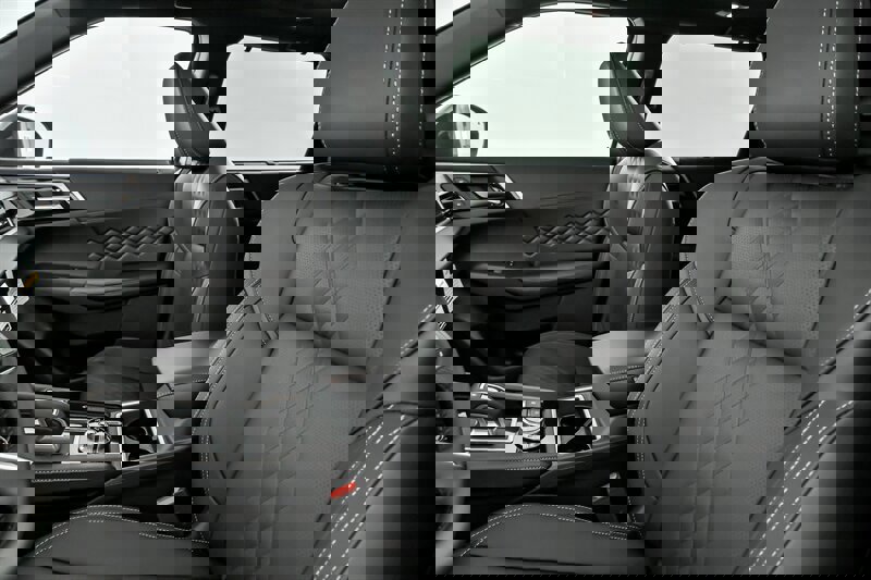 New 2025 Mitsubishi Outlander SEL Black Edition image 15