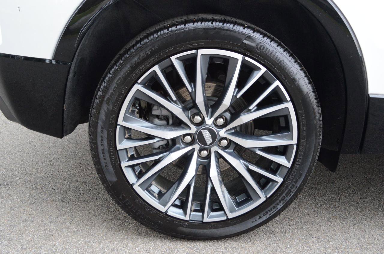 Used 2024 Cadillac XT4 Sport image 11