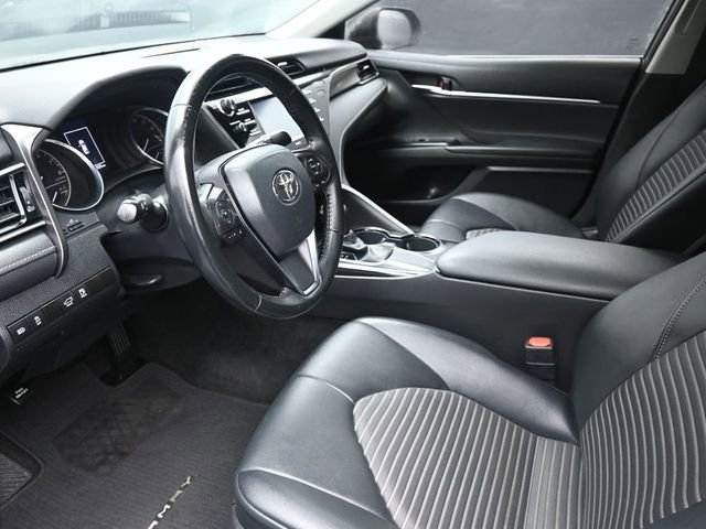 Used 2020 Toyota Camry SE image 18