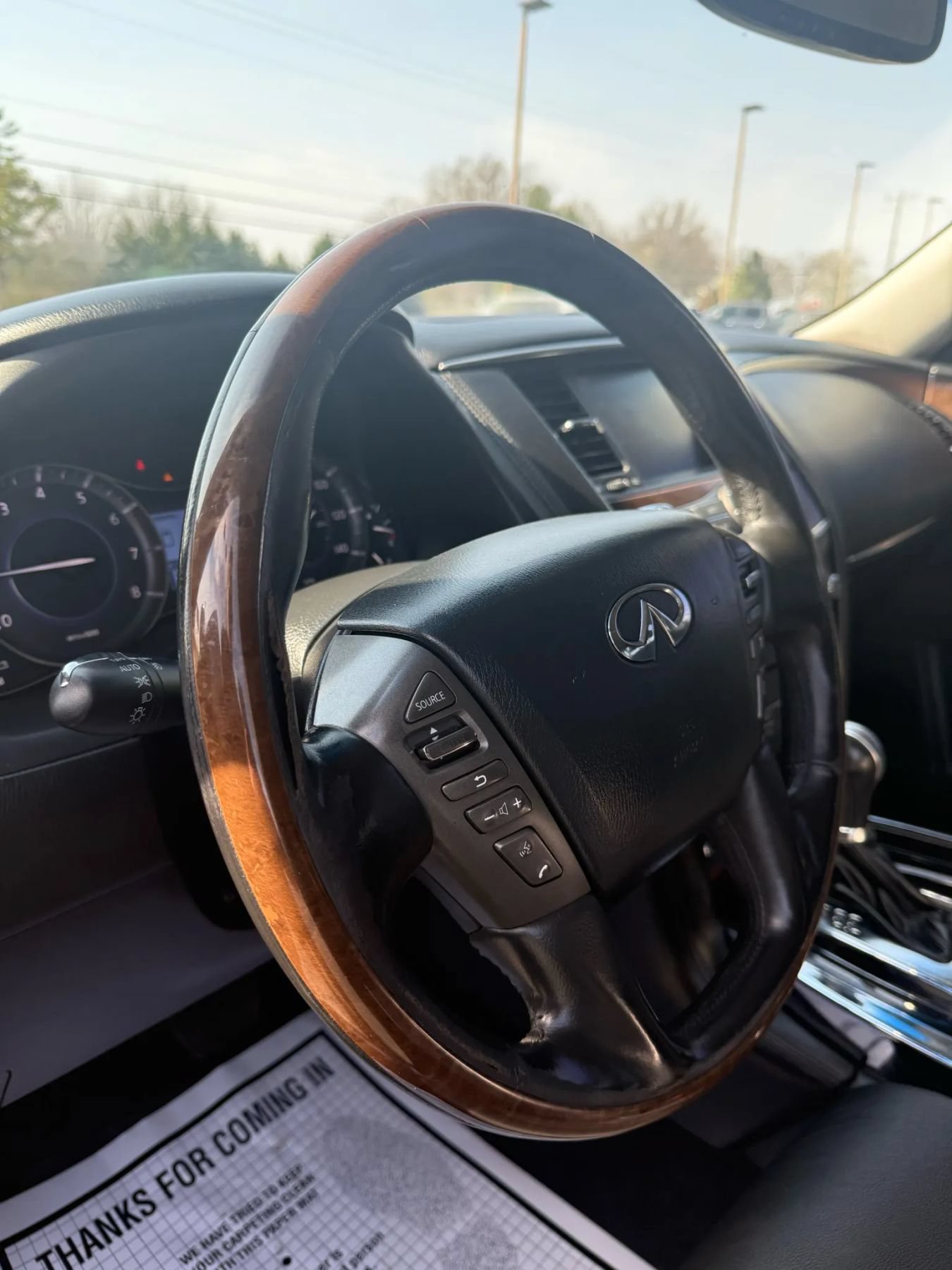 Used 2012 INFINITI QX56 4WD w/ Deluxe Touring Pkg image 22