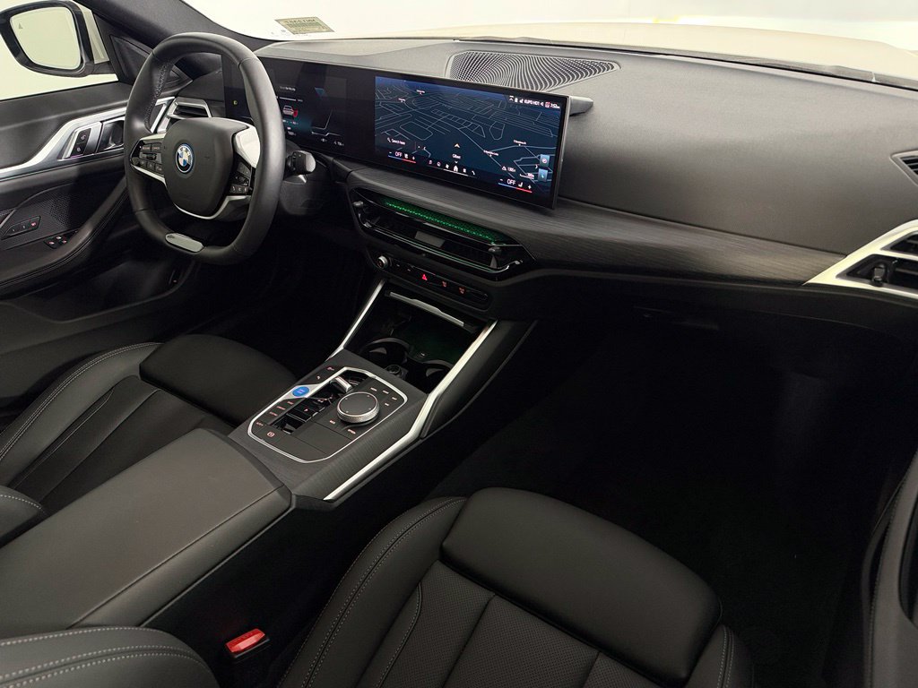 Used 2025 BMW i4 eDrive40 RWD image 15
