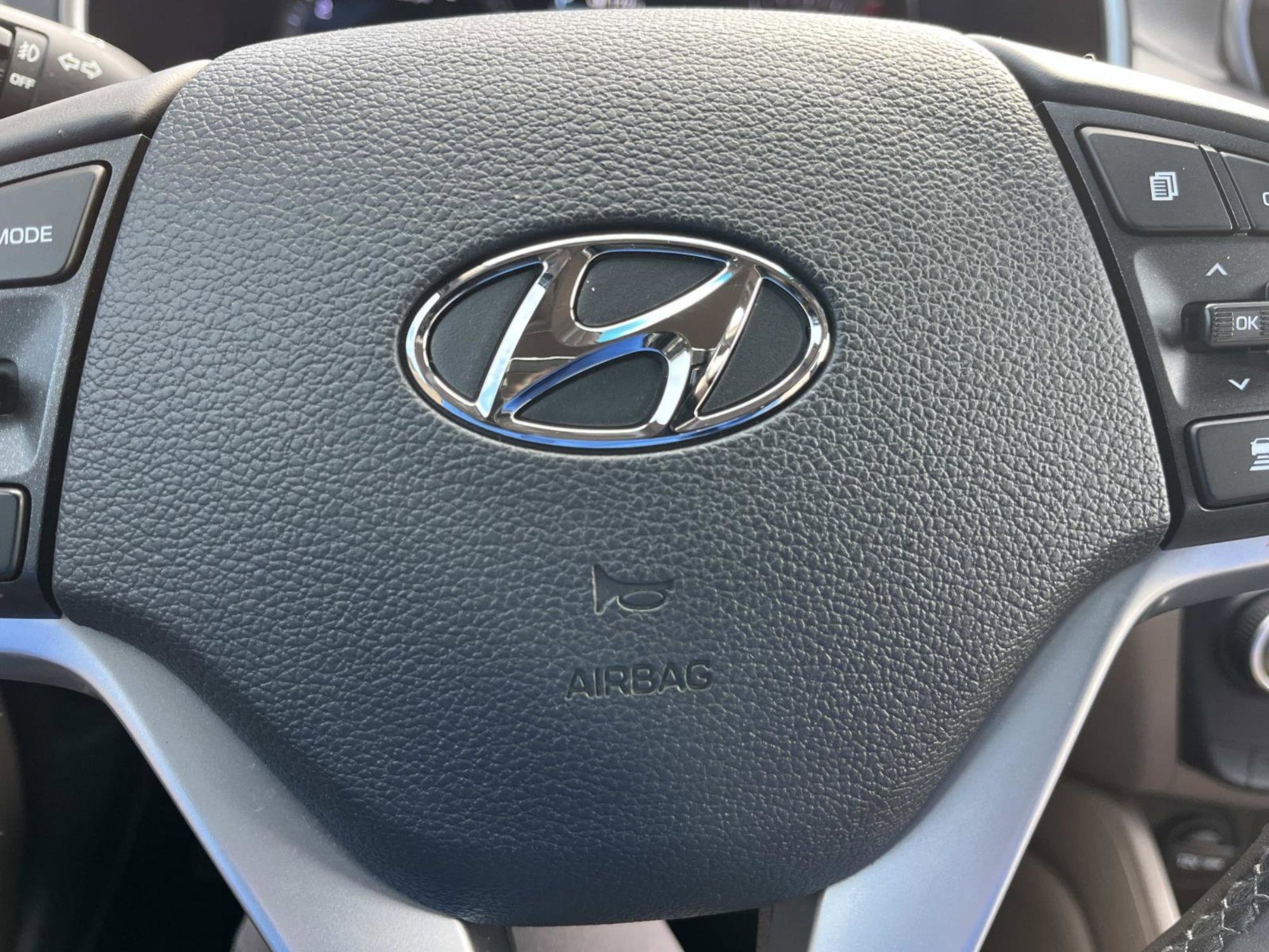 Used 2020 Hyundai Tucson Ultimate w/ Cargo Package image 36