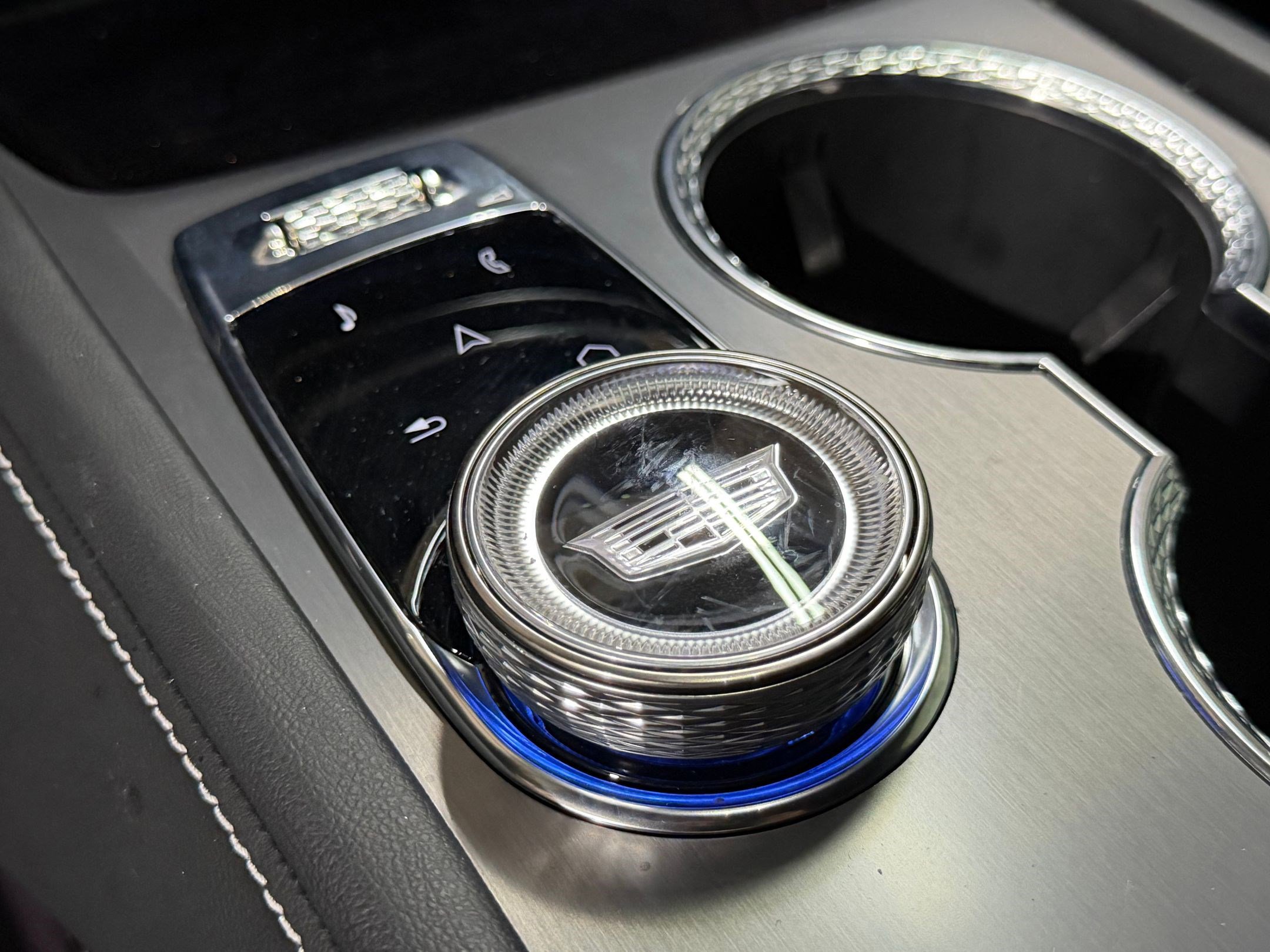 New 2026 Cadillac Vistiq Sport image 17