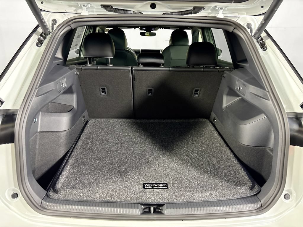 New 2026 Volkswagen Tiguan SE R-Line AWD/4WD image 21