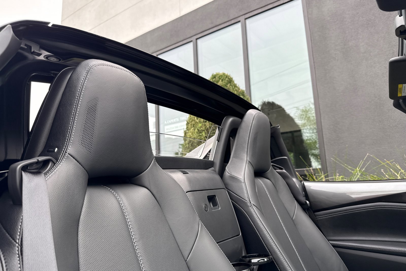 New 2026 MAZDA MX-5 Miata RF Grand Touring w/ Weather Package RWD image 17