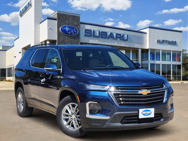 Used 2023 Chevrolet Traverse LT FWD image 1