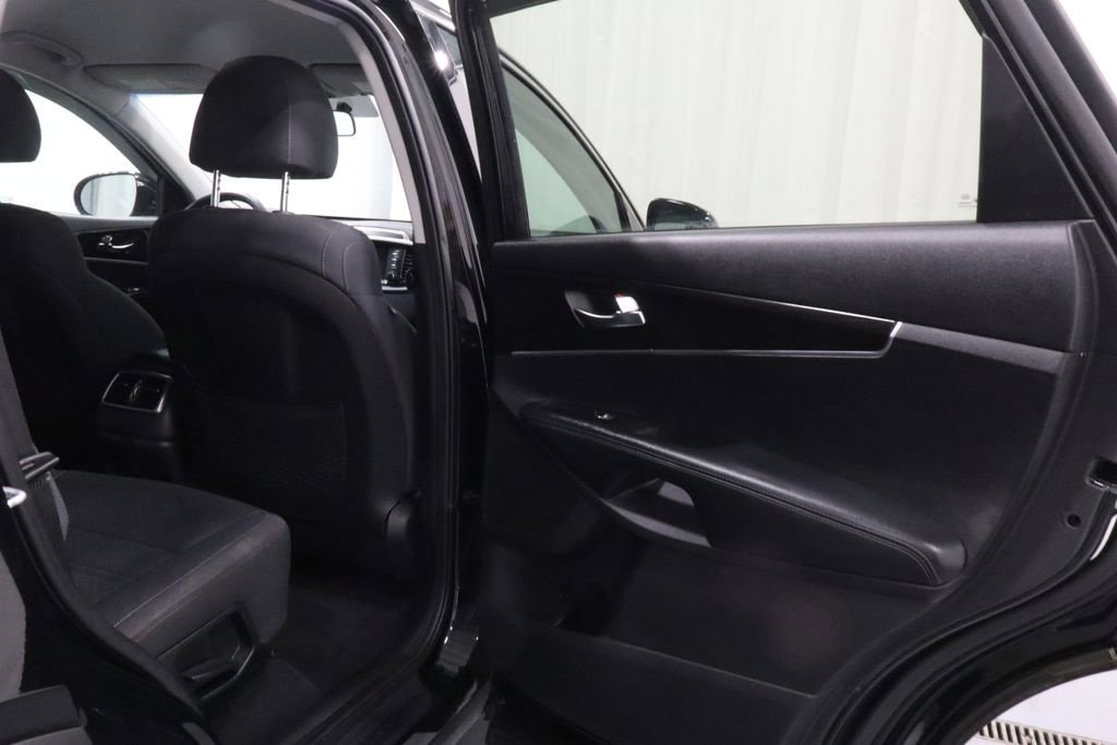 Used 2019 Kia Sorento AWD image 15