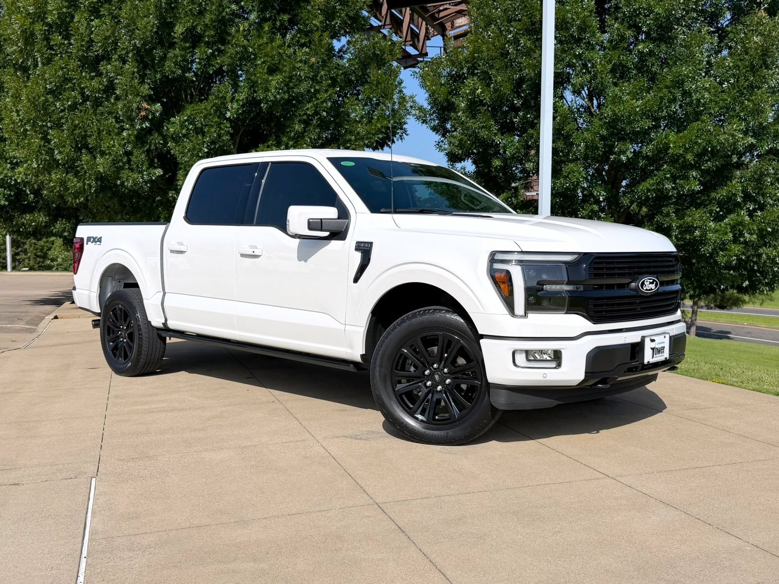 Used 2024 Ford F150 Platinum w/ FX4 Off-Road Package AWD/4WD image 1