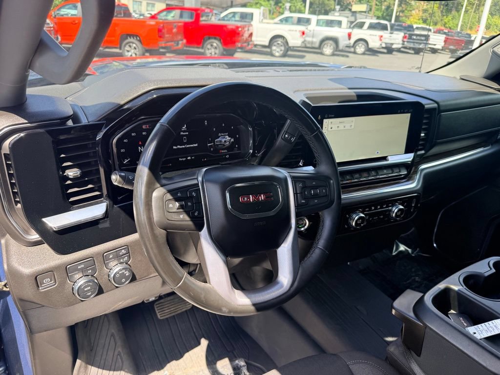 Used 2024 GMC Sierra 1500 SLE w/ Preferred Package AWD/4WD image 22