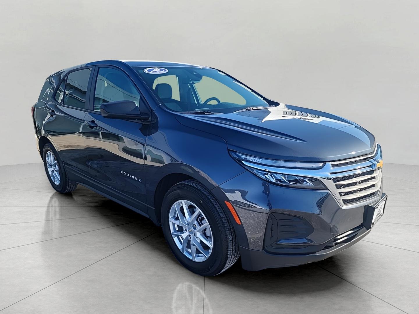 Used 2022 Chevrolet Equinox LS w/ LS Convenience Package video 1