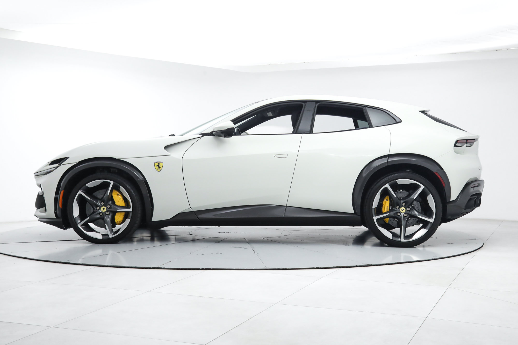 Used 2026 Ferrari Purosangue AWD/4WD image 4