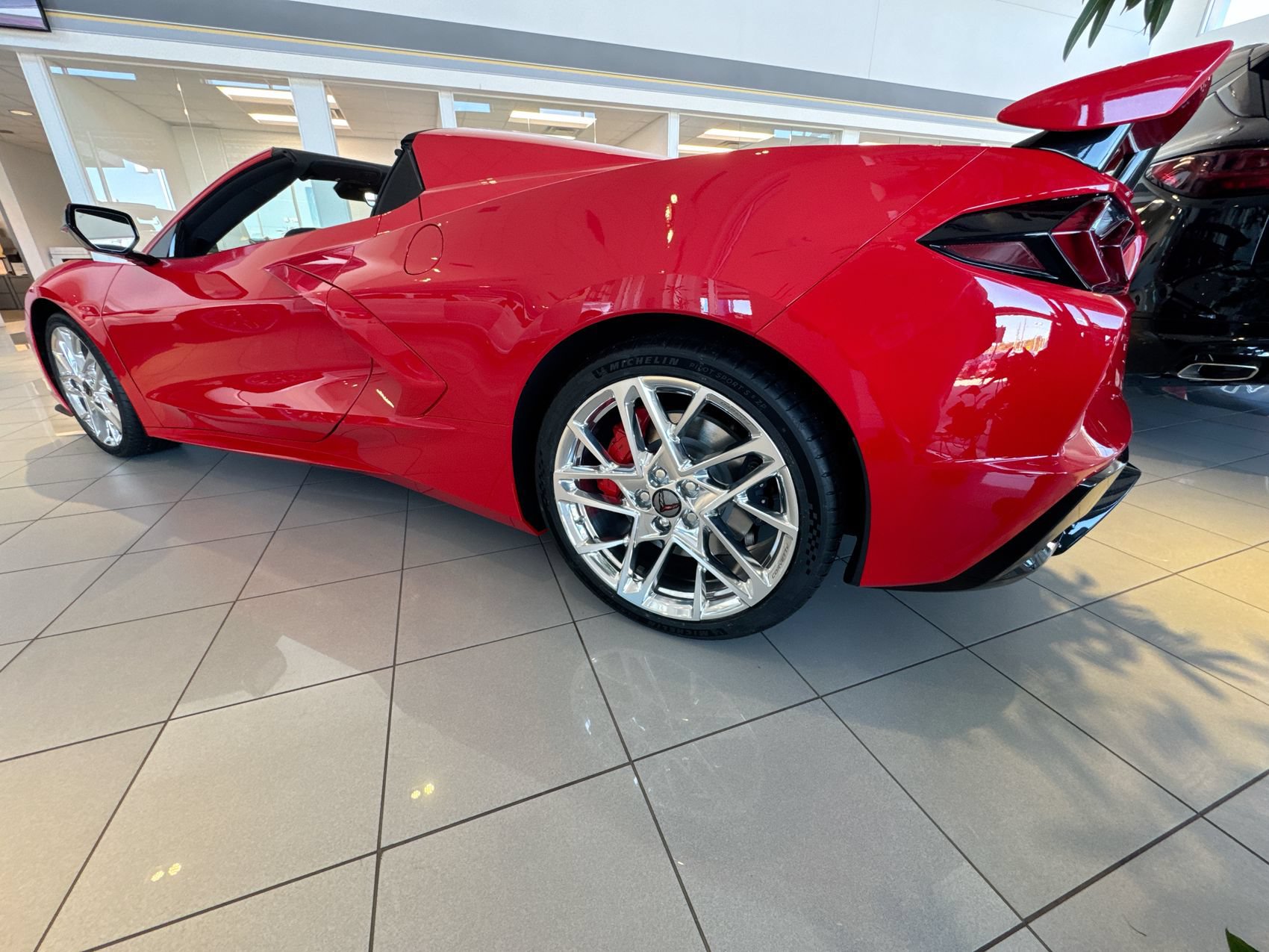 New 2027 Chevrolet Corvette Stingray Convertible w/ Z51 Performance Package RWD image 6