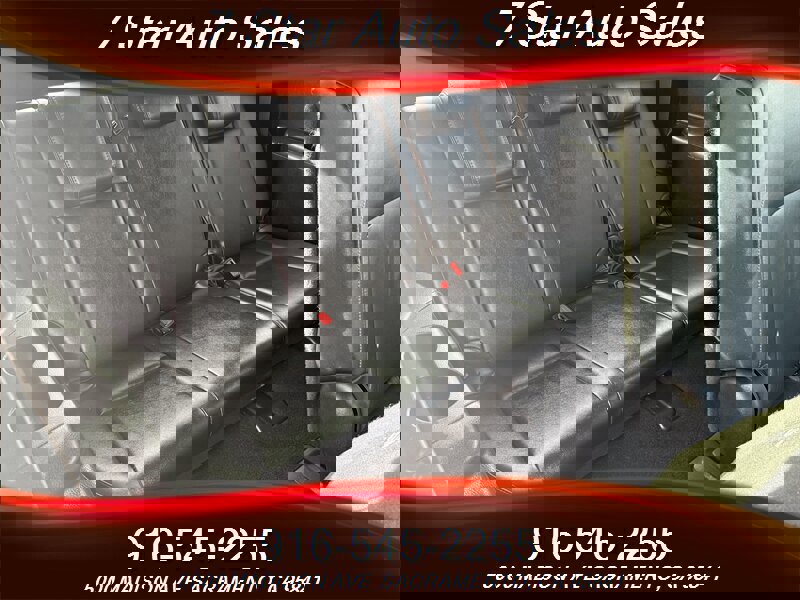 Used 2017 Toyota Highlander XLE image 19