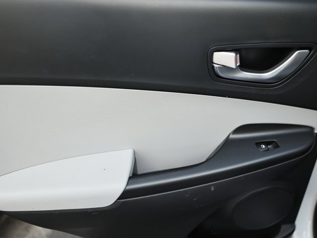 Used 2023 Hyundai Kona SEL FWD image 24