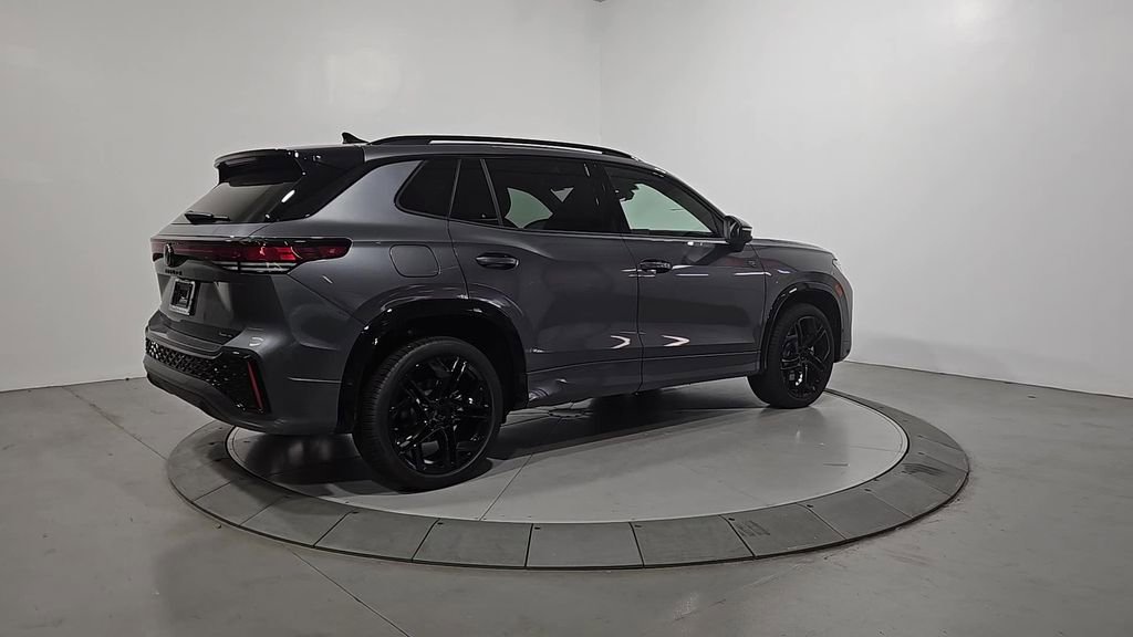 New 2026 Volkswagen Tiguan SE R-Line image 5