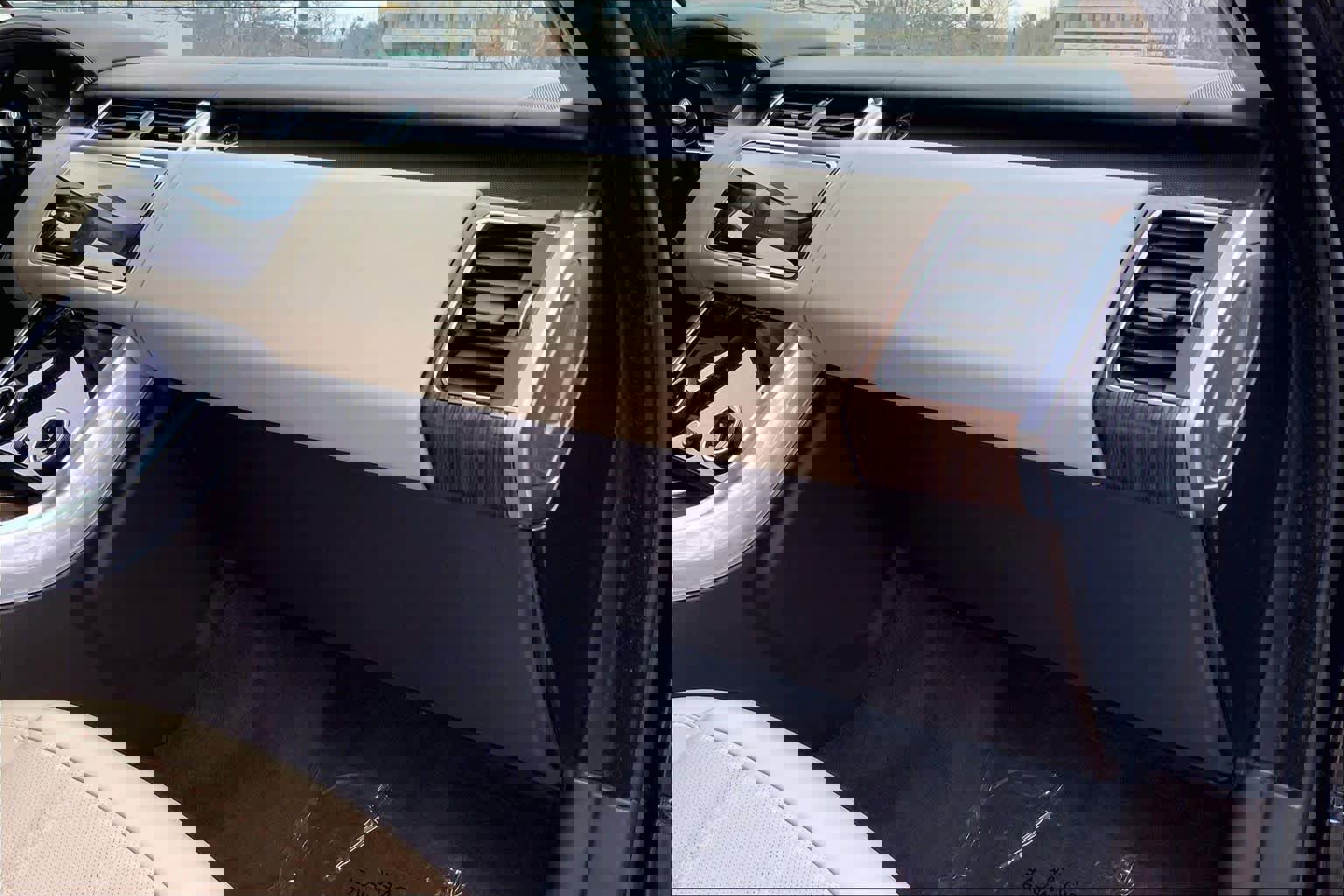 Used 2021 Land Rover Range Rover Sport HSE Silver Edition image 17