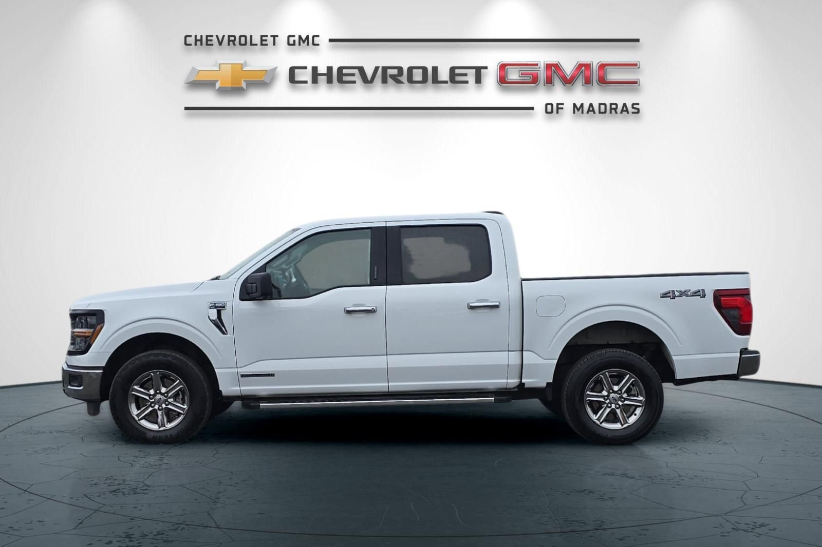 Used 2024 Ford F150 XLT w/ Mobile Office Package image 6