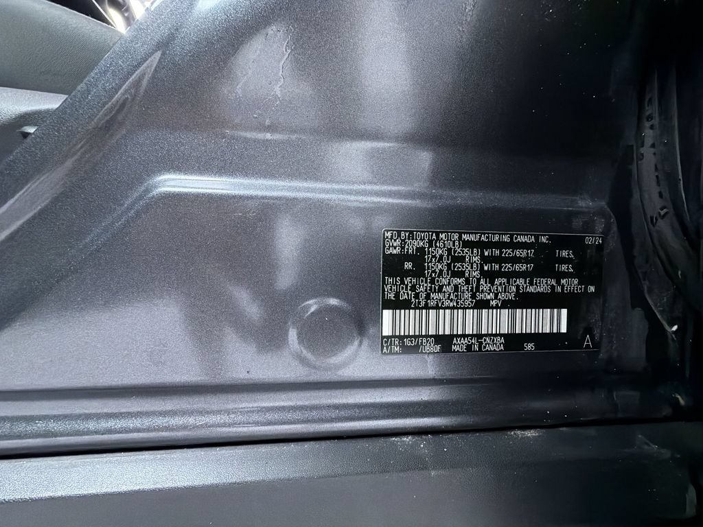 Certified 2024 Toyota RAV4 LE AWD/4WD image 16