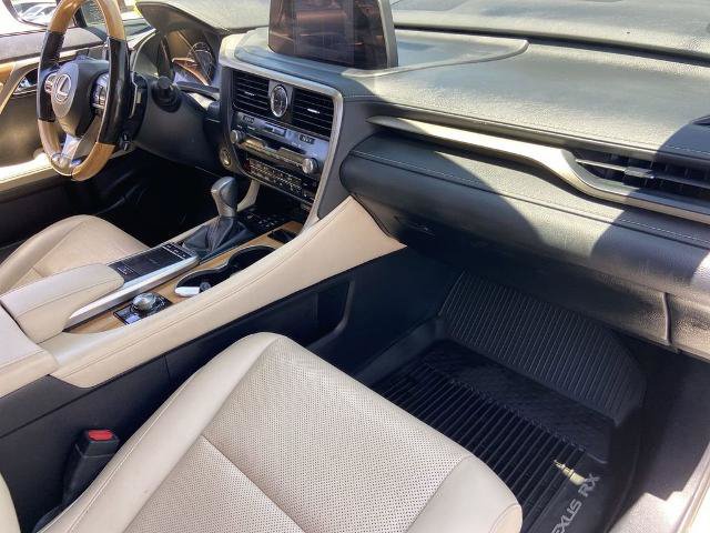 Used 2021 Lexus RX 350L Premium w/ Premium Package AWD/4WD image 25
