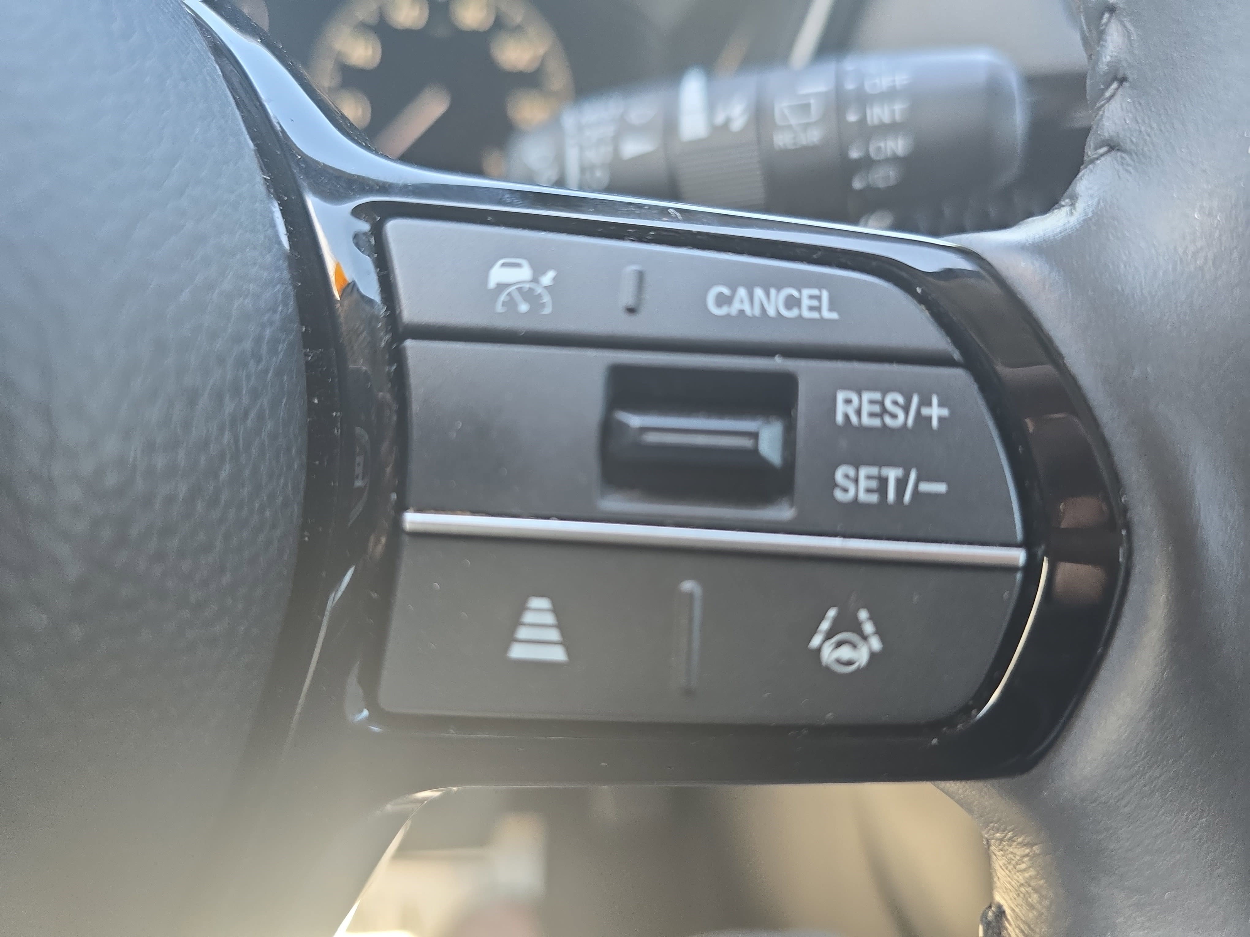 Used 2024 Honda CR-V EX-L image 17