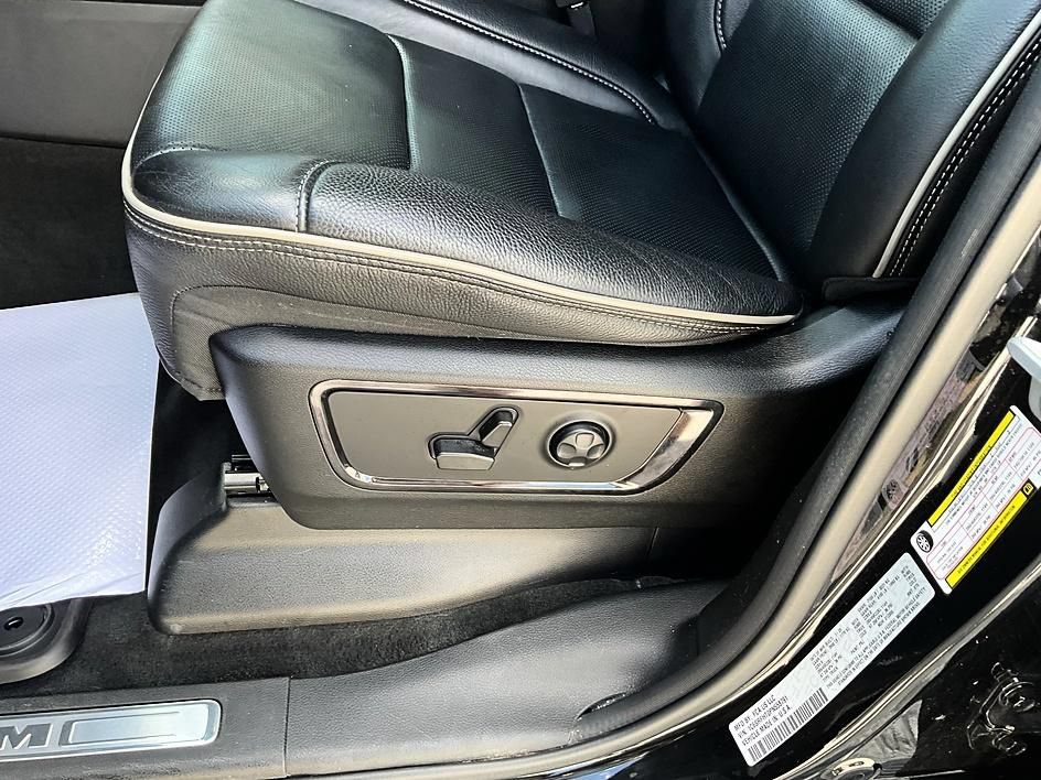 Used 2023 RAM 1500 Limited AWD/4WD image 16