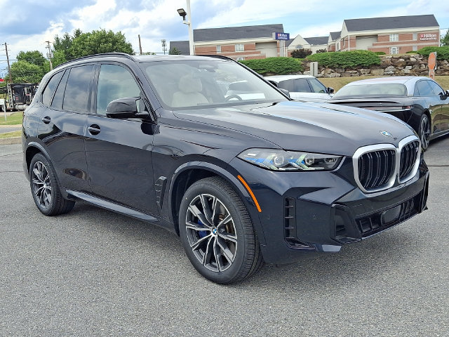 Certified 2024 BMW X5 M60i AWD/4WD image 1